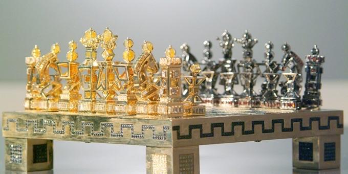 The Most Expensive Chess Set In The World