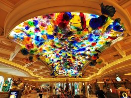 The Largest Glass Sculpture in the World